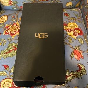 Men’s UGG Ascot Slippers